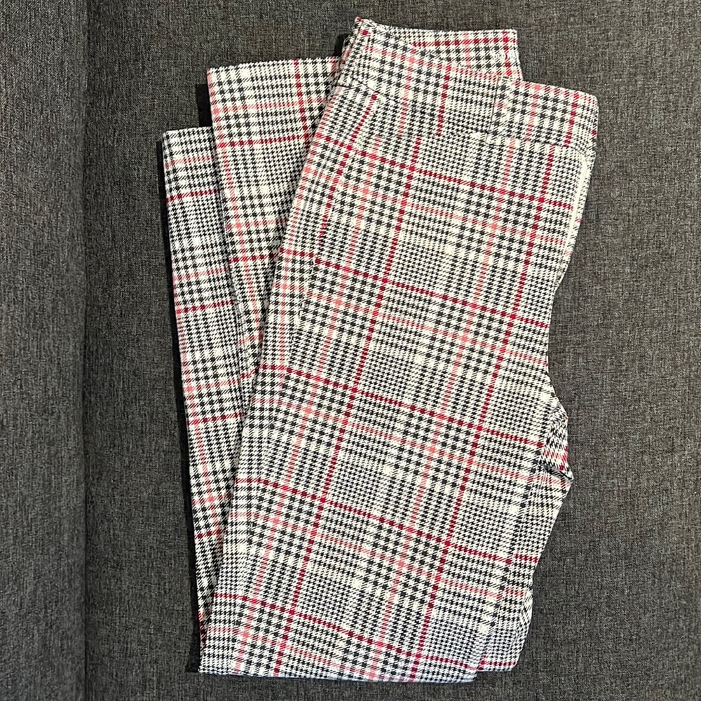 Old Navy Pixie High Rise Pants